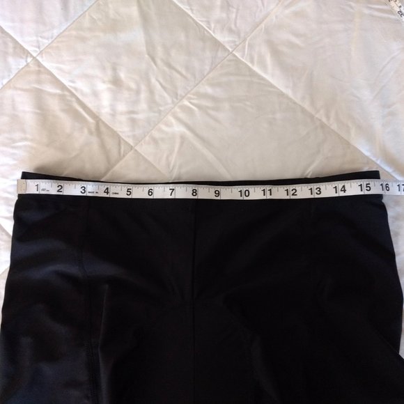 ZEFAL Cycling Shorts L-XL 32-36 Black Logo Red Form Fit Padding Bicycling - Picture 12 of 12